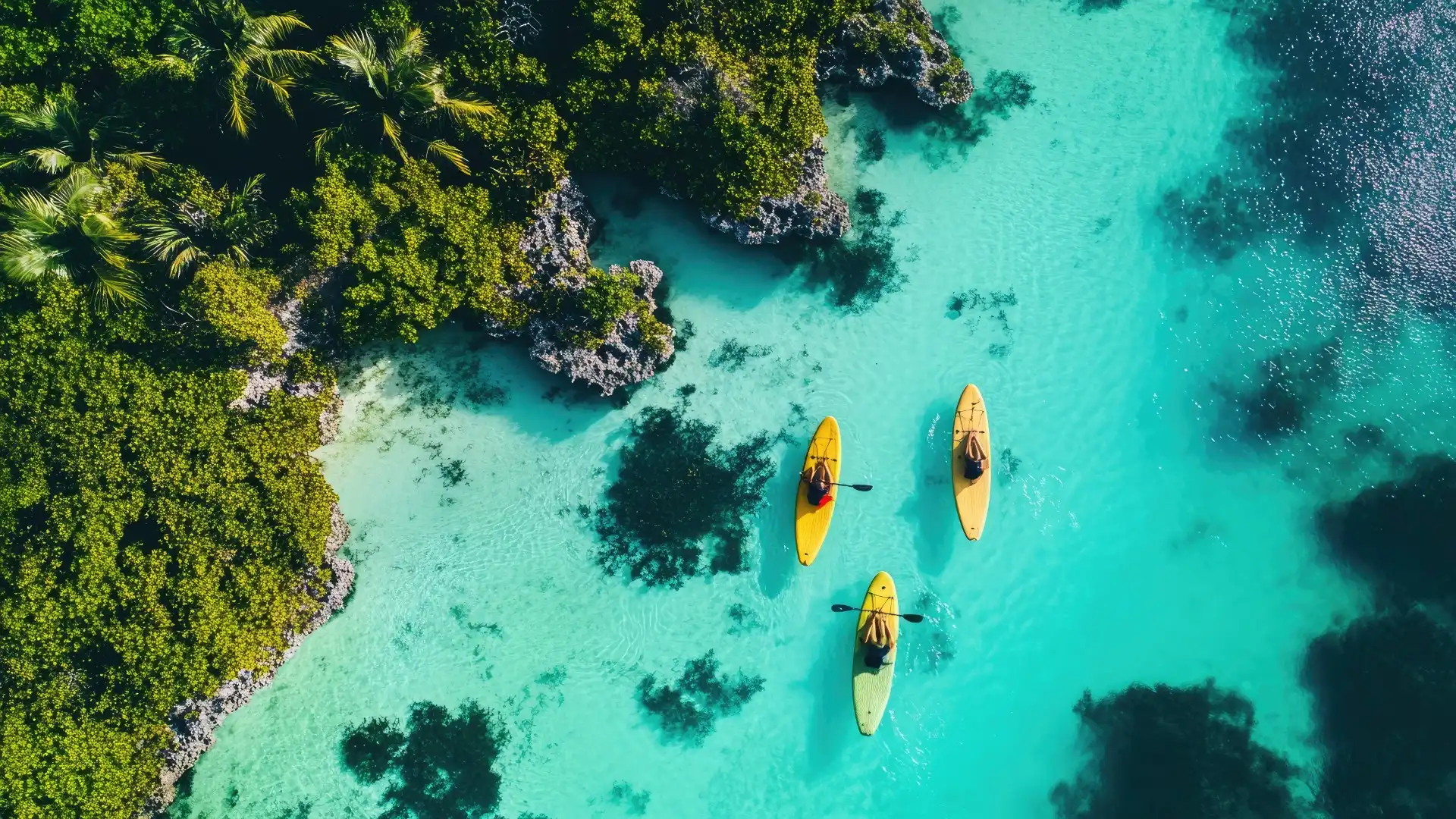 Kayak in Bacalar