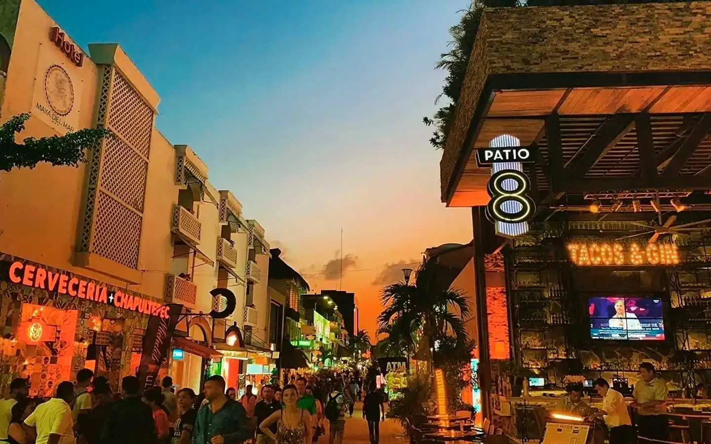 The amazing Fifth Avenue in Playa del Carmen