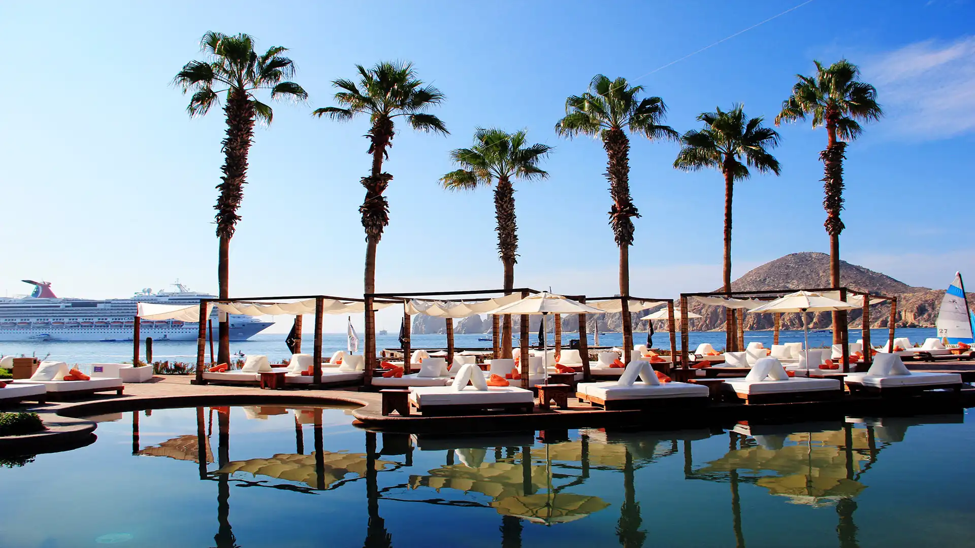 Los Cabos Beach Clubs