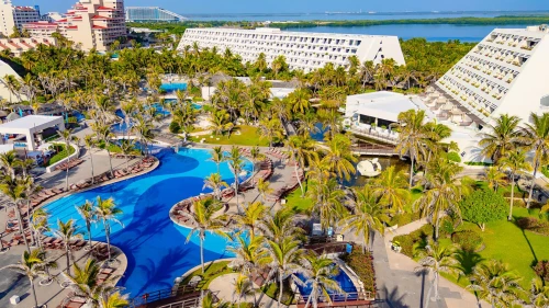 Grand Oasis Cancun Vacation Package