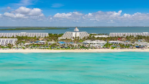 Grand Oasis Cancun Vacation Package