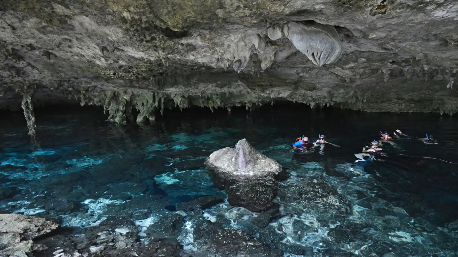 cenote dos ojos cenote dos ojos