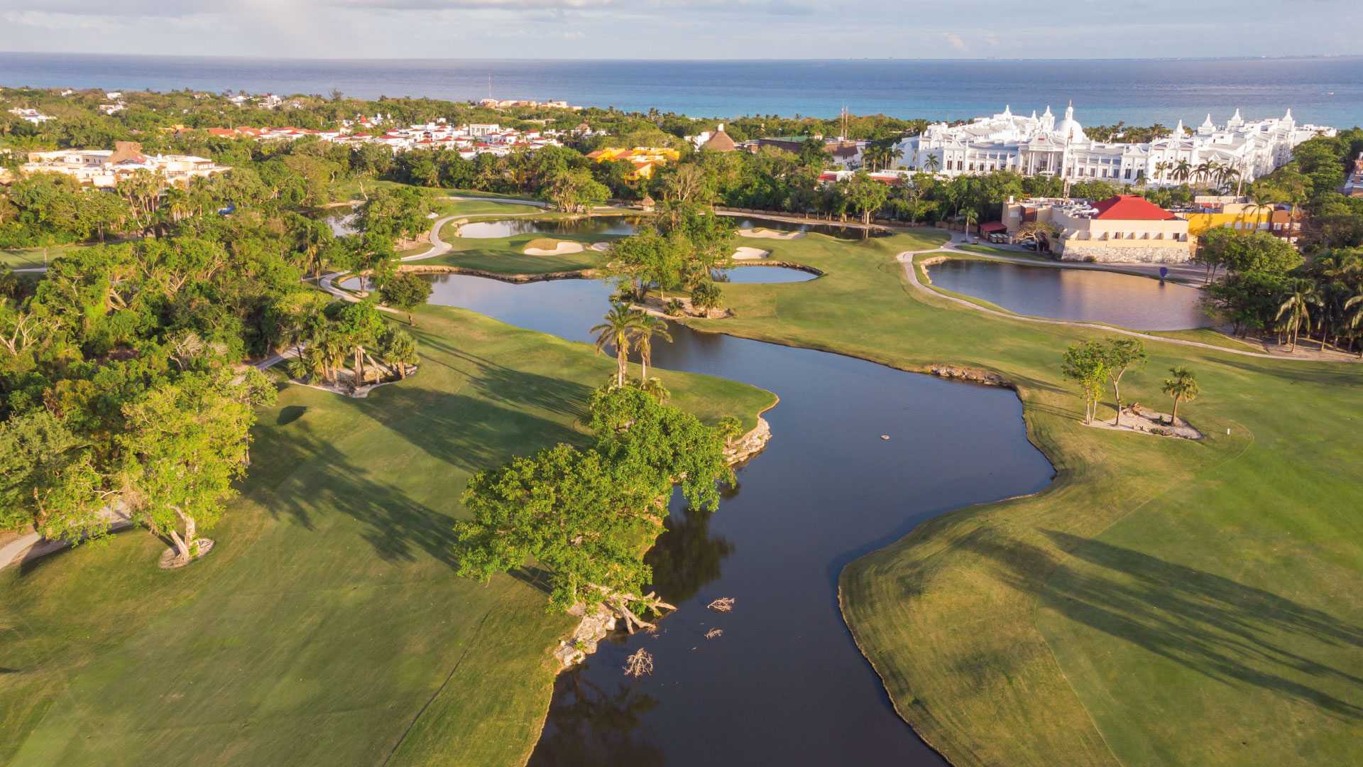 Golf courses in Cancun