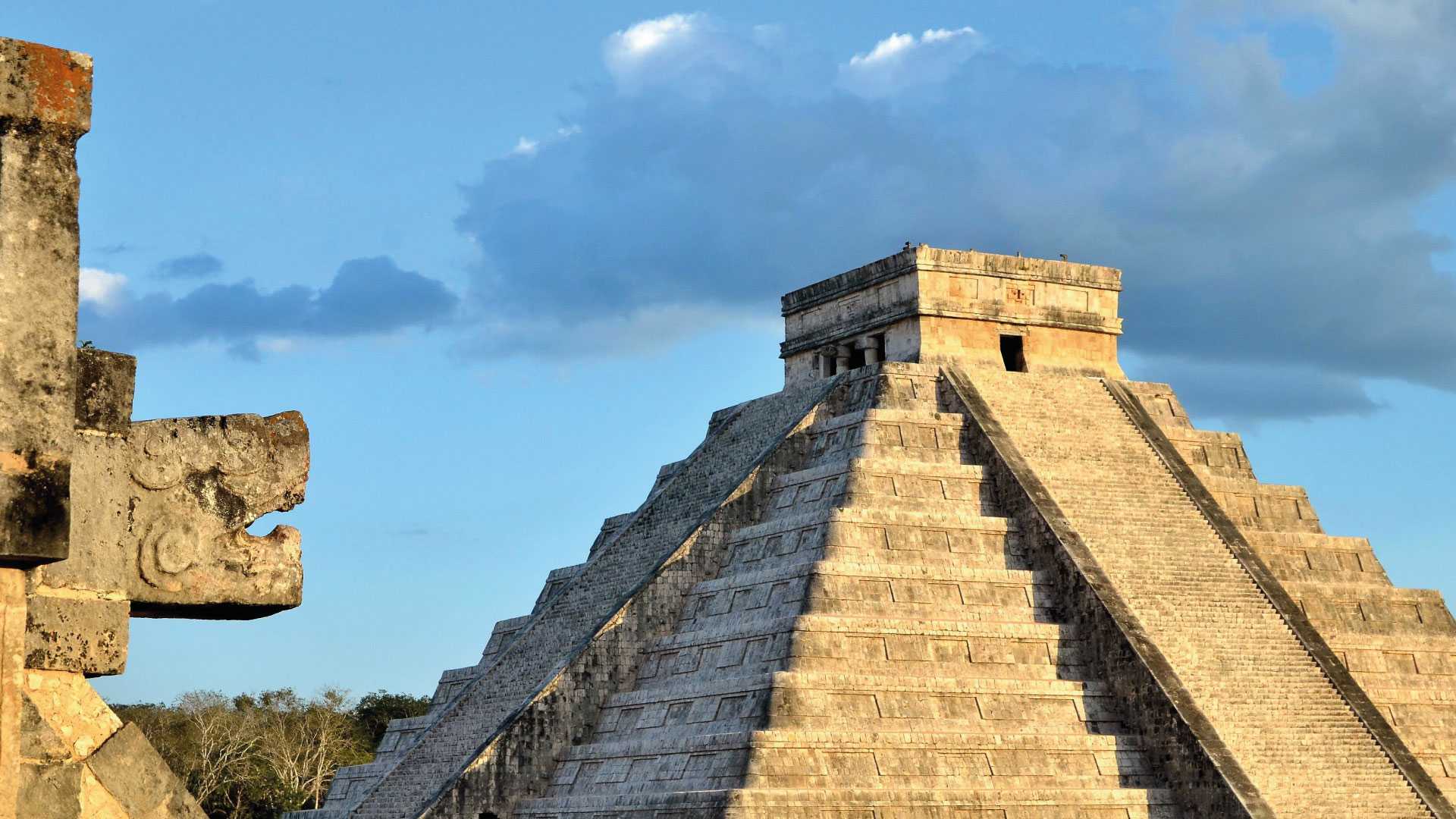 El descenso de la serpiente en Chichén Itzá